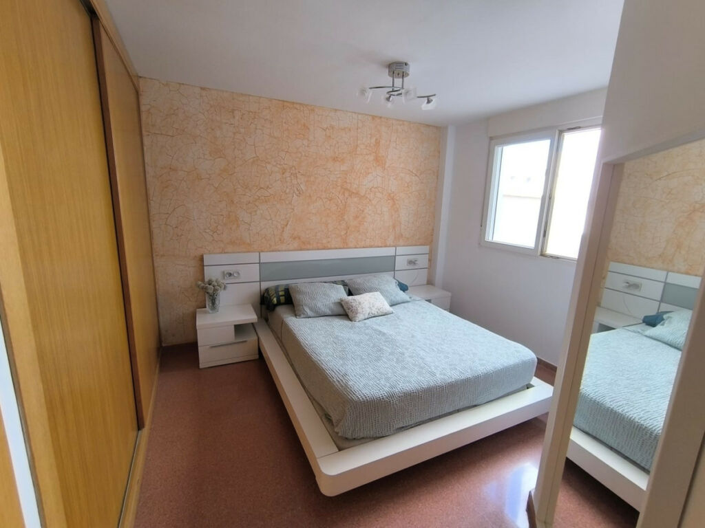 Ground Floor Apartment Sax Alicante - image 9