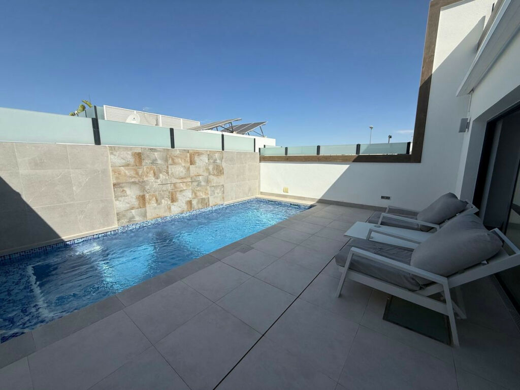 Detached Villa Benijofar Alicante - image 9