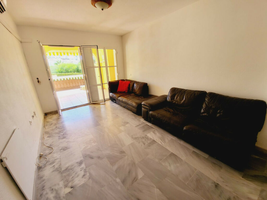 Ground Floor Apartment El Faro Málaga - image 9