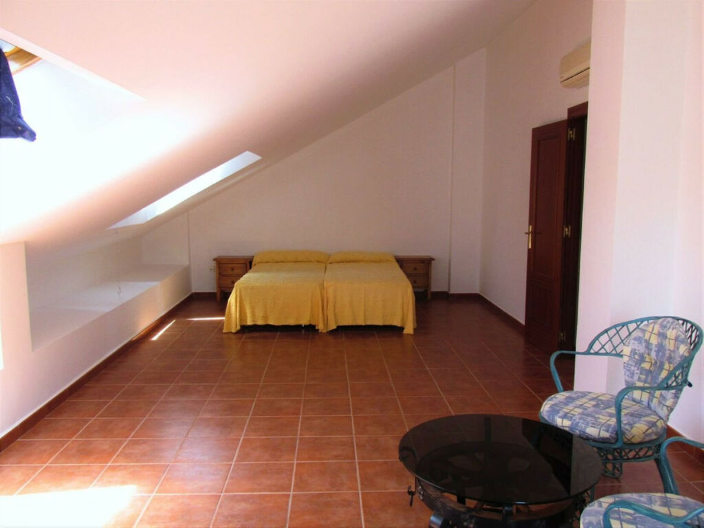 Semi-Detached House San Pedro de Alcántara Málaga - image 9