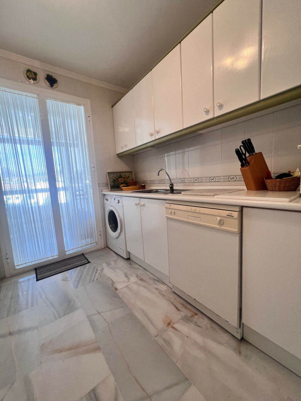 Penthouse Estepona Málaga - image 9