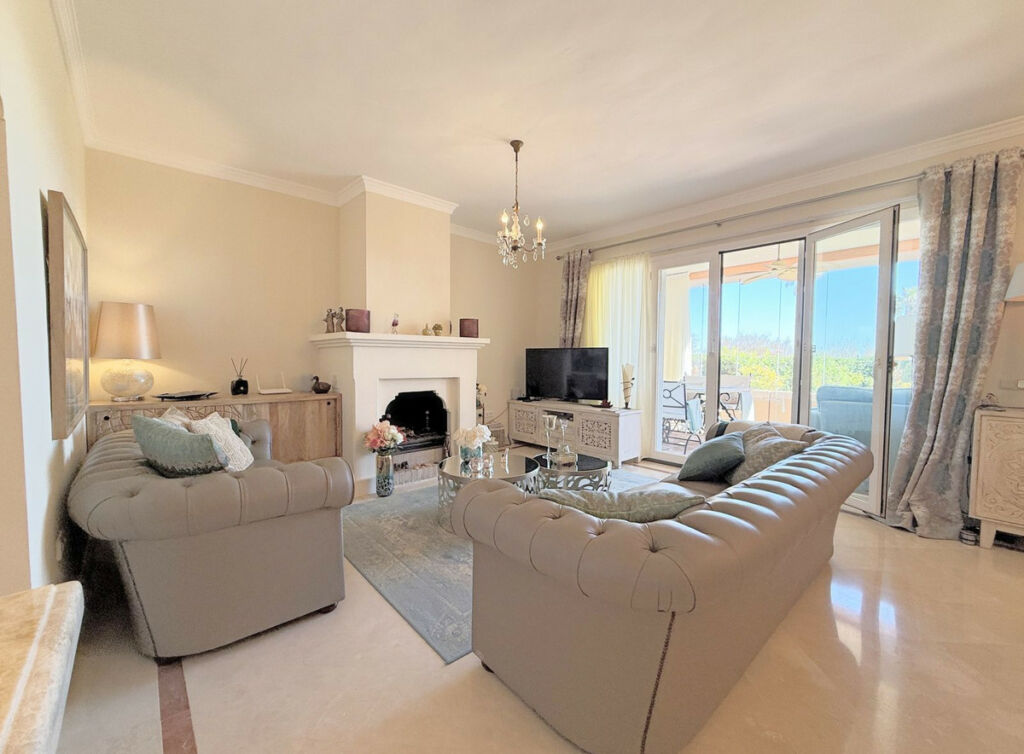 Ground Floor Apartment Casares Playa Málaga - image 9