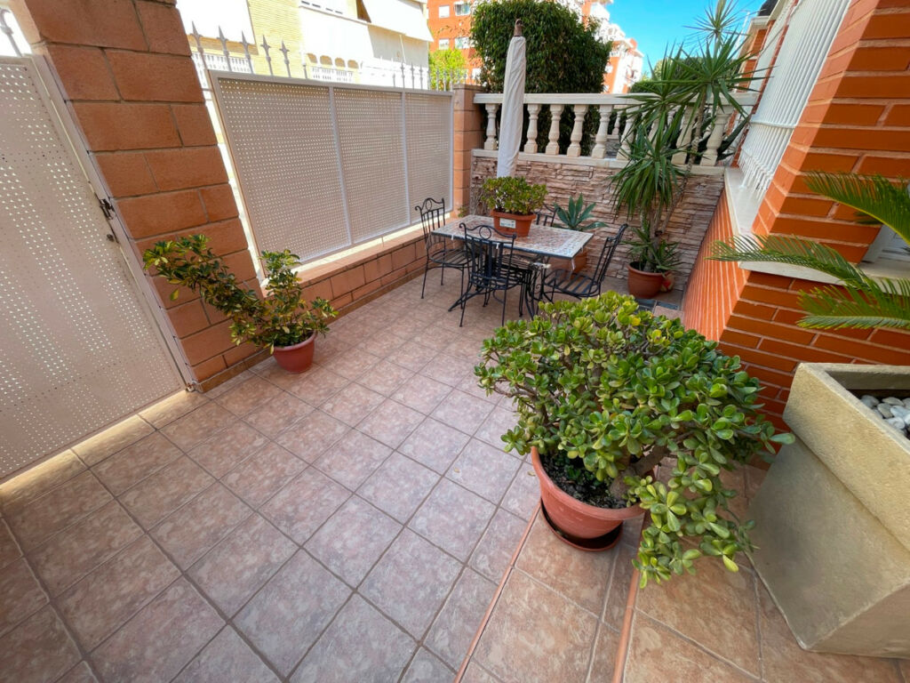 Townhouse Elche Alicante - image 9
