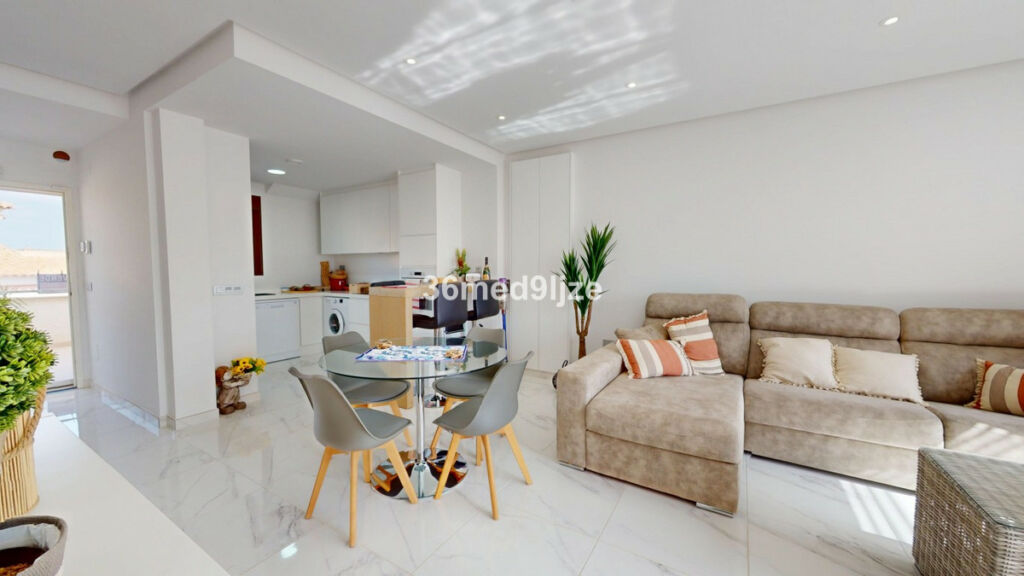 Middle Floor Apartment Dolores de Pacheco Murcia - image 9