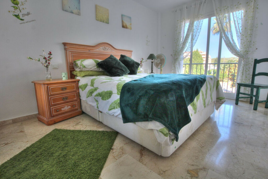 Middle Floor Apartment Mijas Golf Málaga - image 9