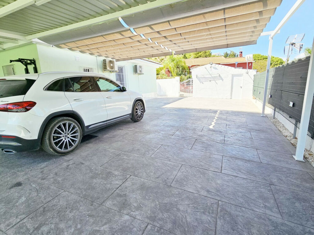 Detached Villa Coín Málaga - image 9