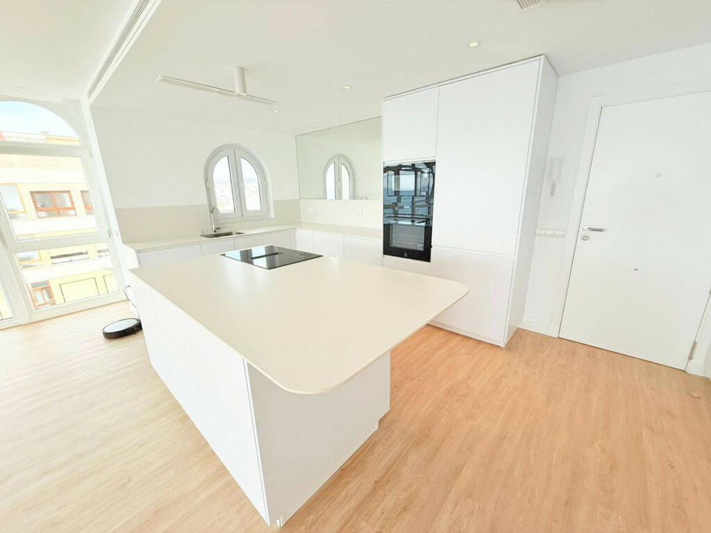 Middle Floor Apartment Estepona Málaga - image 9