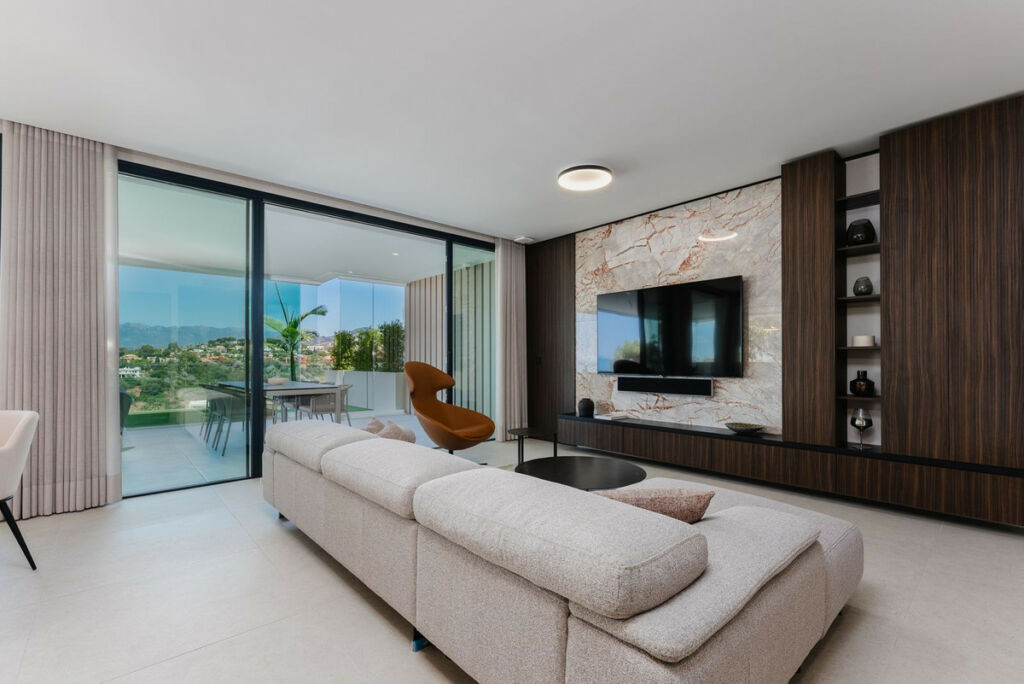 Ground Floor Apartment Cabopino Málaga - image 9