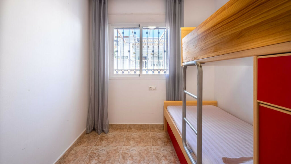 Ground Floor Apartment Punta Prima Alicante - image 9
