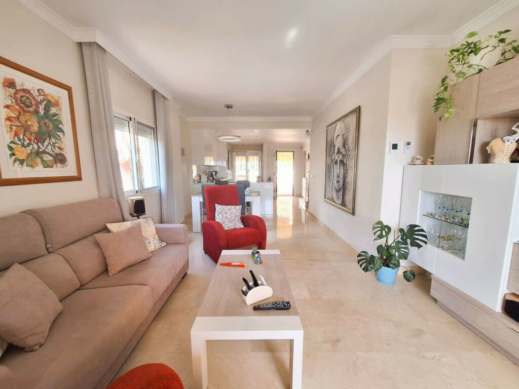Duplex Elviria Málaga - image 9