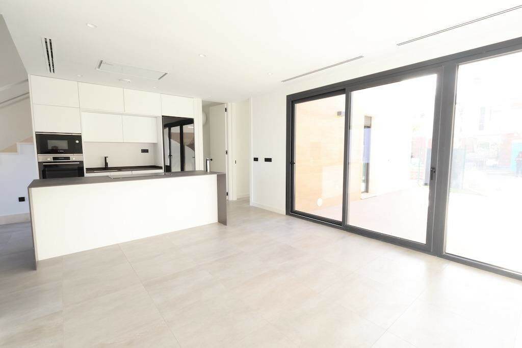 Detached Villa Los Alcazares Murcia - image 9