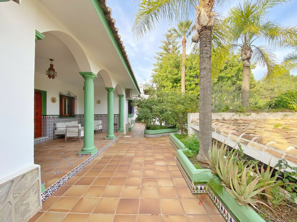 Detached Villa Marbella Málaga - image 9