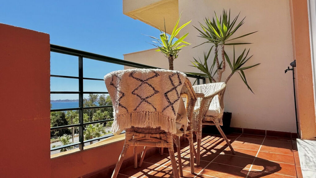 Middle Floor Apartment Benalmadena Costa Málaga - image 9