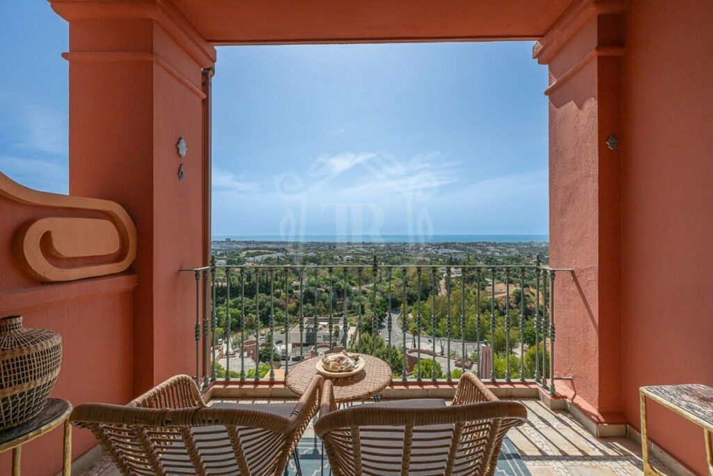 Duplex Monte Halcones Málaga - image 9