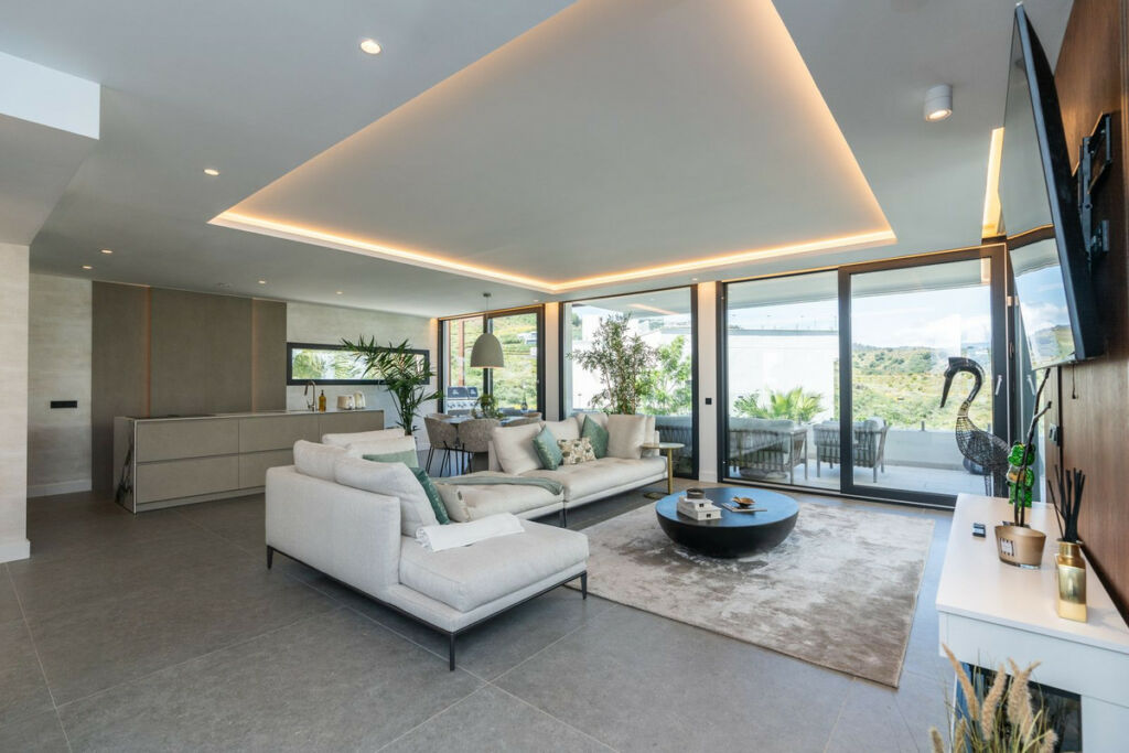 Detached Villa La Cala Golf Málaga - image 4