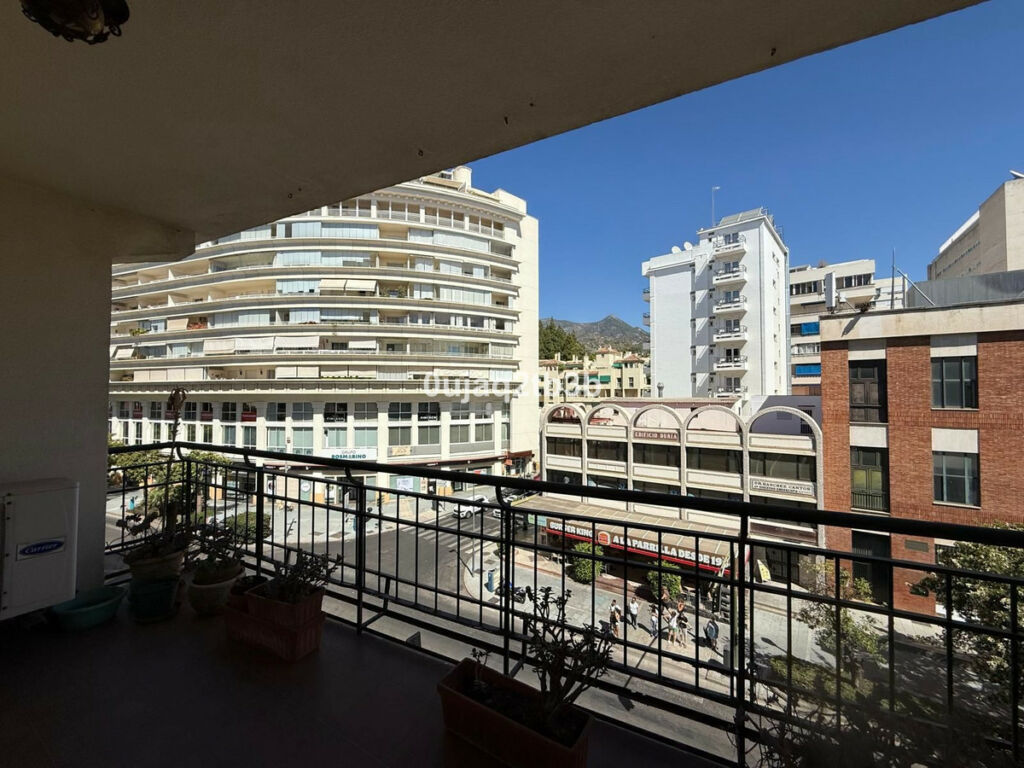 Middle Floor Apartment Marbella Málaga - image 10