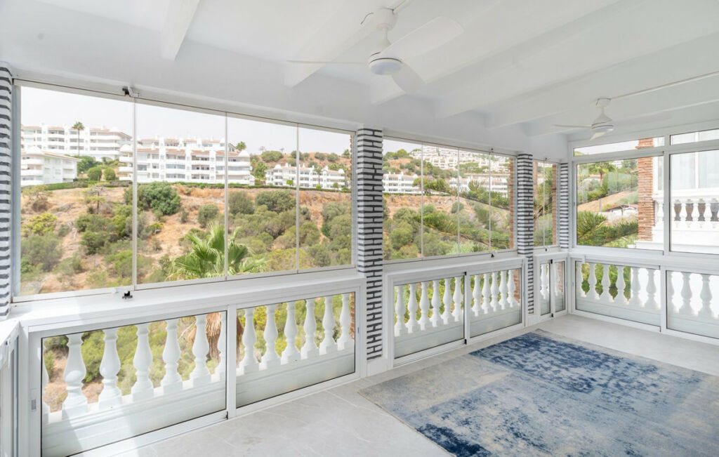 Townhouse Calahonda Málaga - image 9