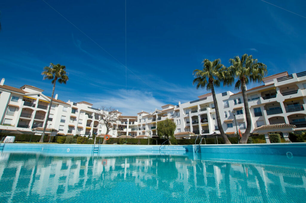 Middle Floor Apartment San Pedro de Alcántara Málaga