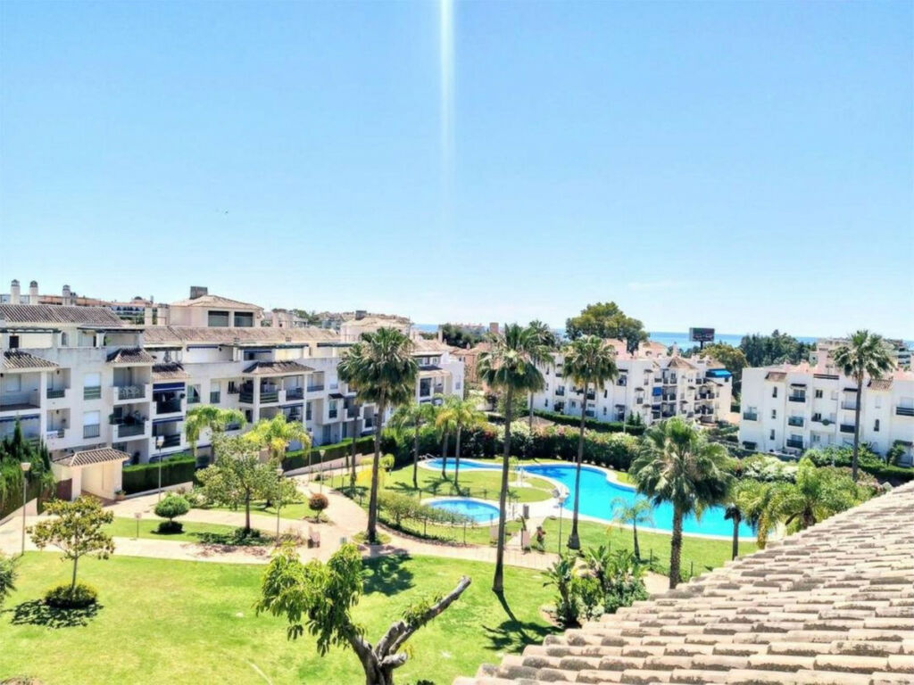 Penthouse Nueva Andalucía Málaga