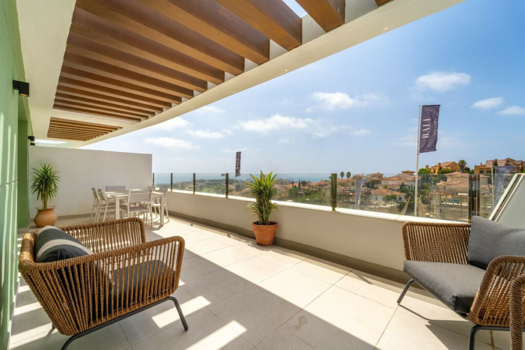 Middle Floor Apartment Calanova Golf Málaga