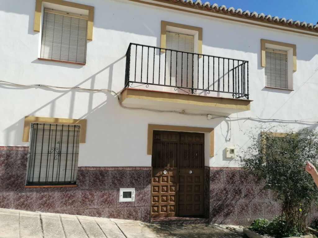 Detached Villa Alozaina Málaga
