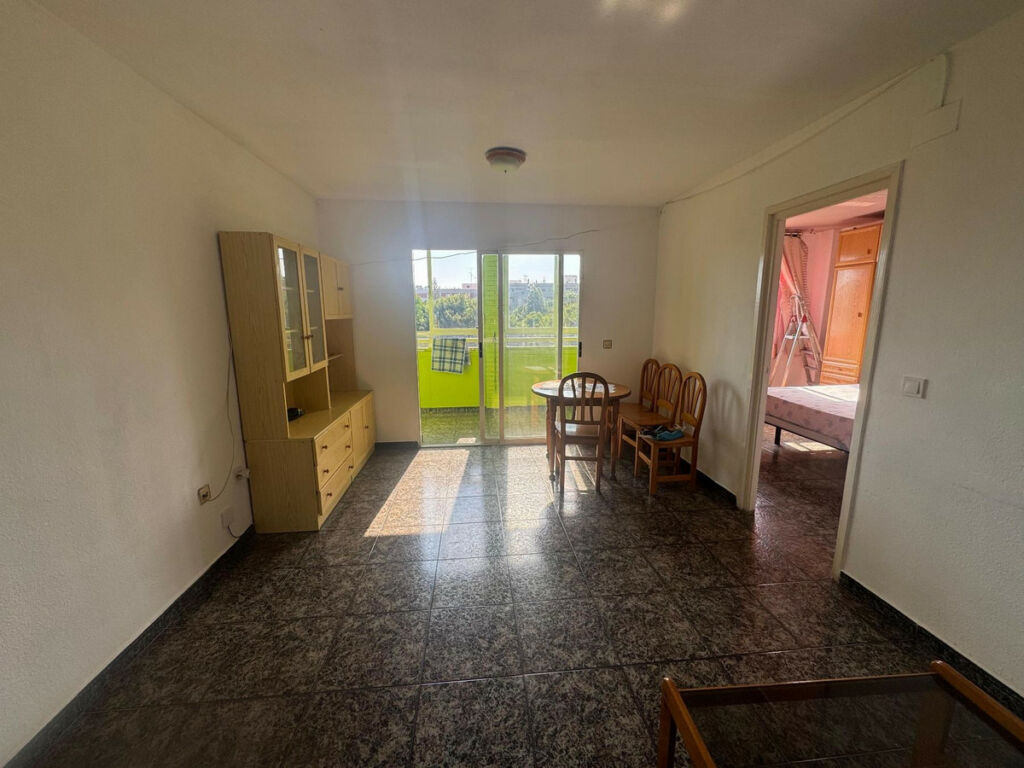 Middle Floor Apartment Torrevieja Alicante