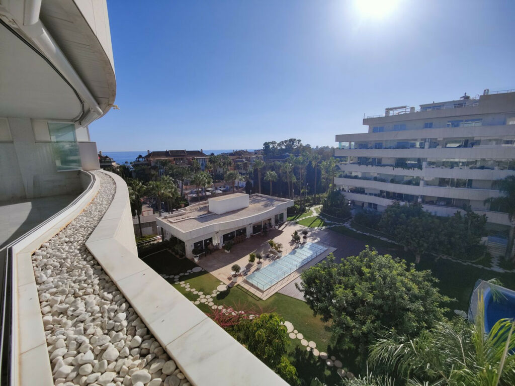 Middle Floor Apartment Marbella Málaga