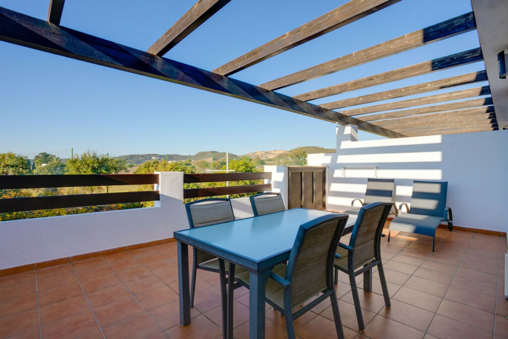 Middle Floor Apartment Estepona Málaga