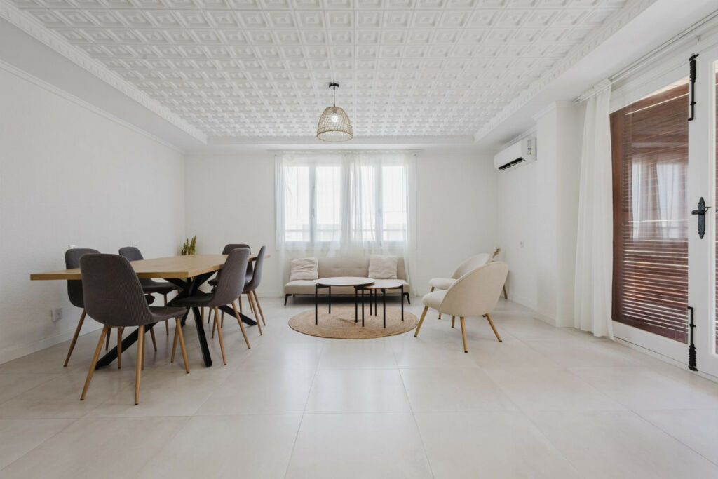 Middle Floor Apartment Torrevieja Alicante
