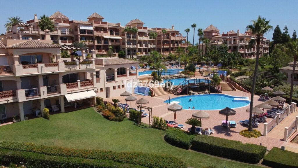 Middle Floor Apartment Benalmadena Málaga