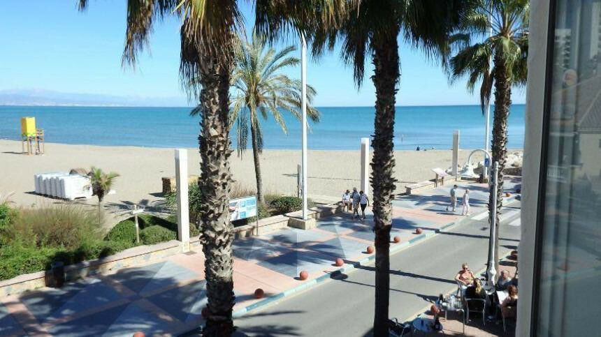 Middle Floor Apartment Benalmadena Málaga