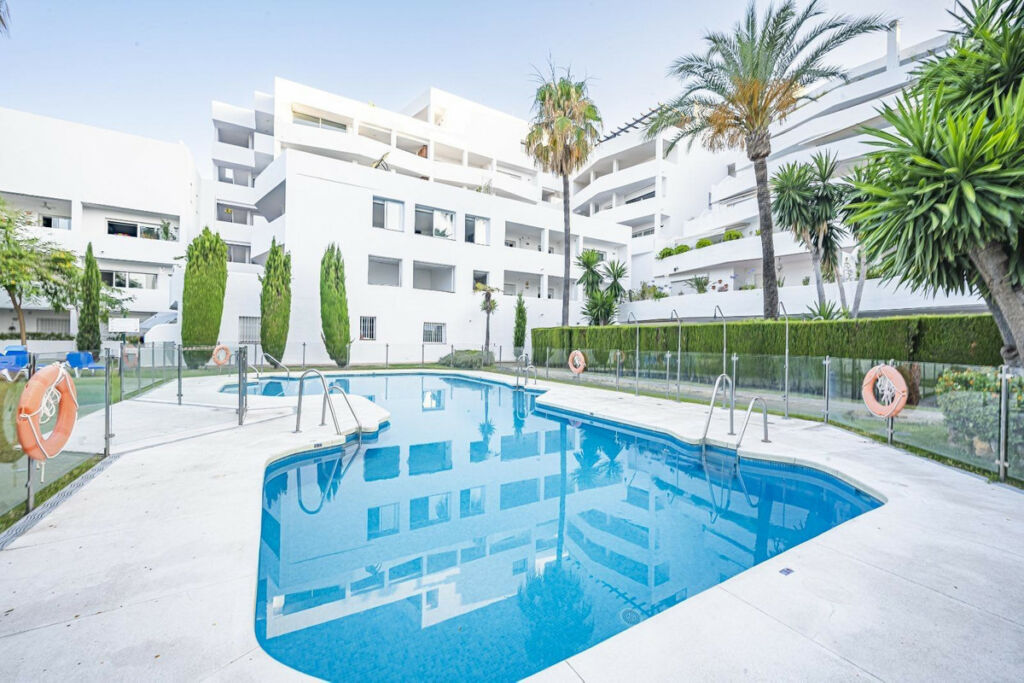 Ground Floor Apartment Nueva Andalucía Málaga