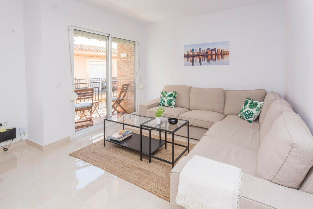 Middle Floor Apartment Fuengirola Málaga