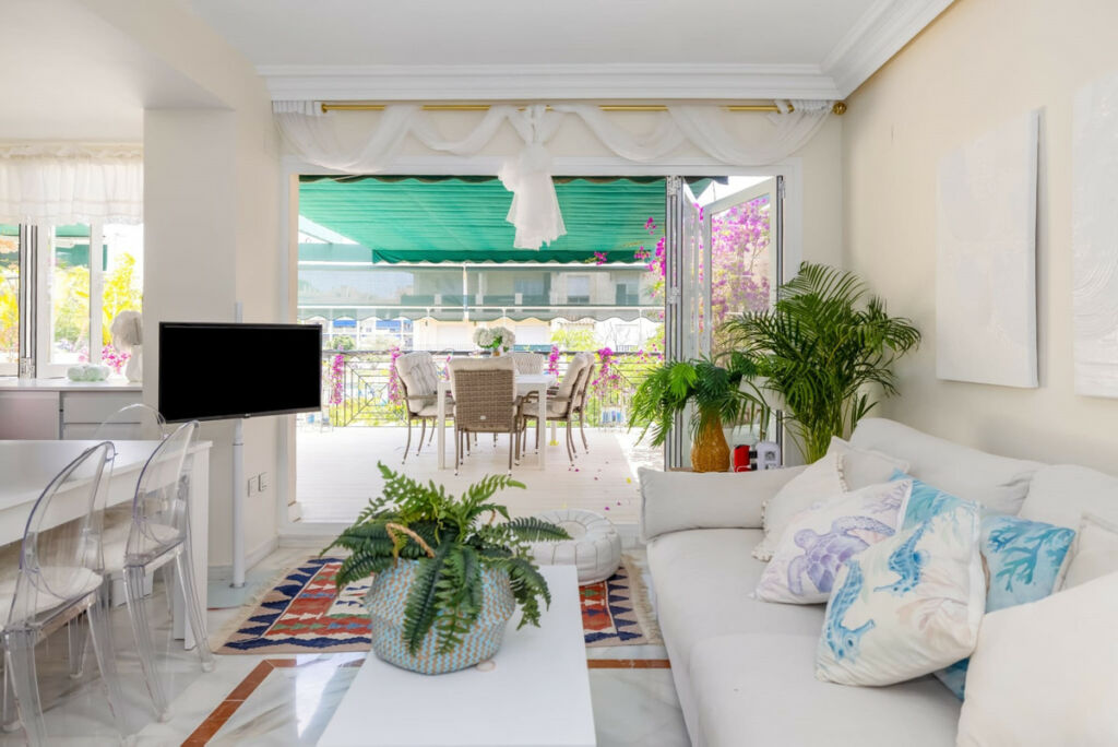 Middle Floor Apartment Nueva Andalucía Málaga