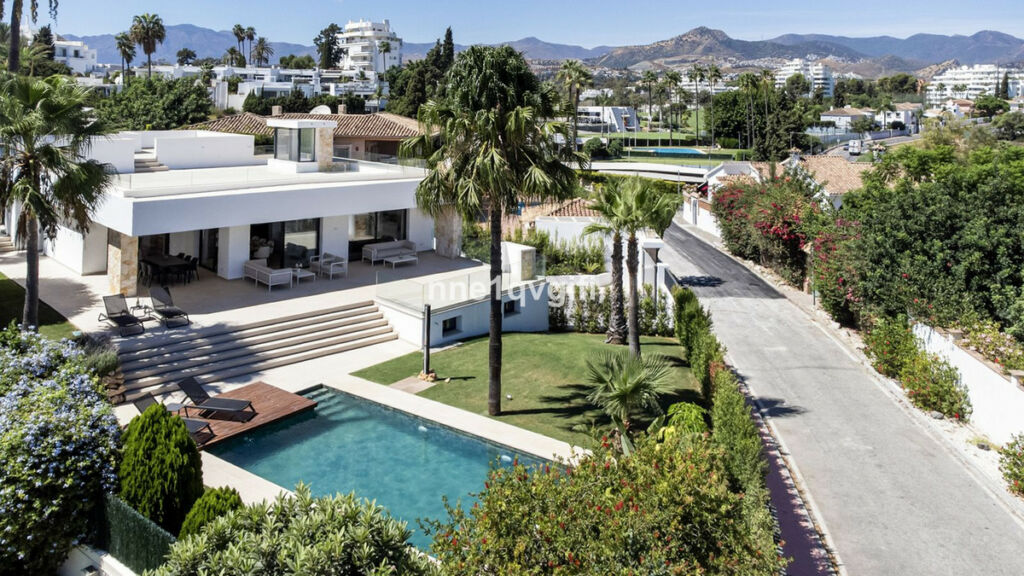 Detached Villa Guadalmina Alta Málaga