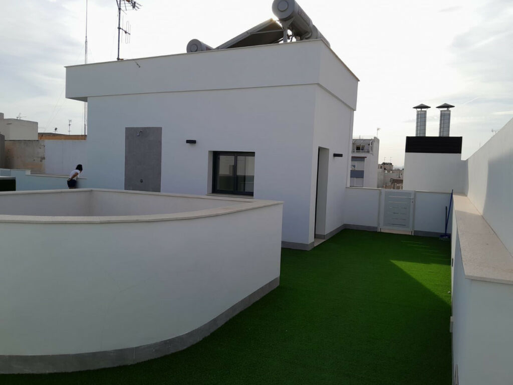 Middle Floor Apartment Torrevieja Alicante