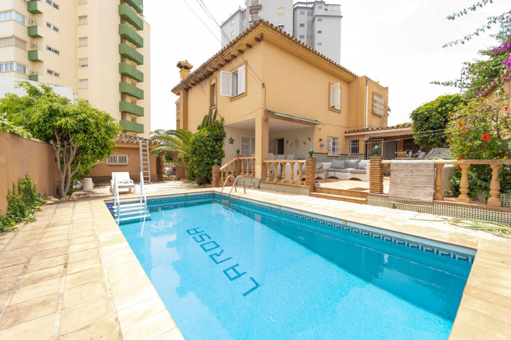 Detached Villa Fuengirola Málaga