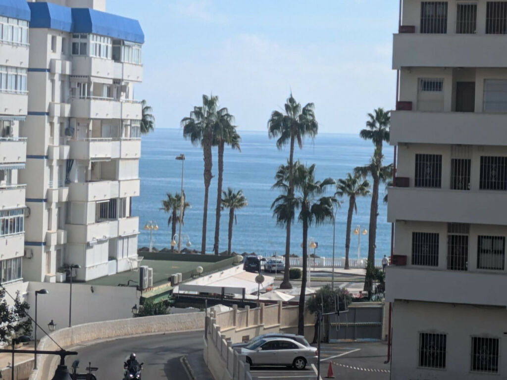 Middle Floor Apartment Benalmadena Costa Málaga