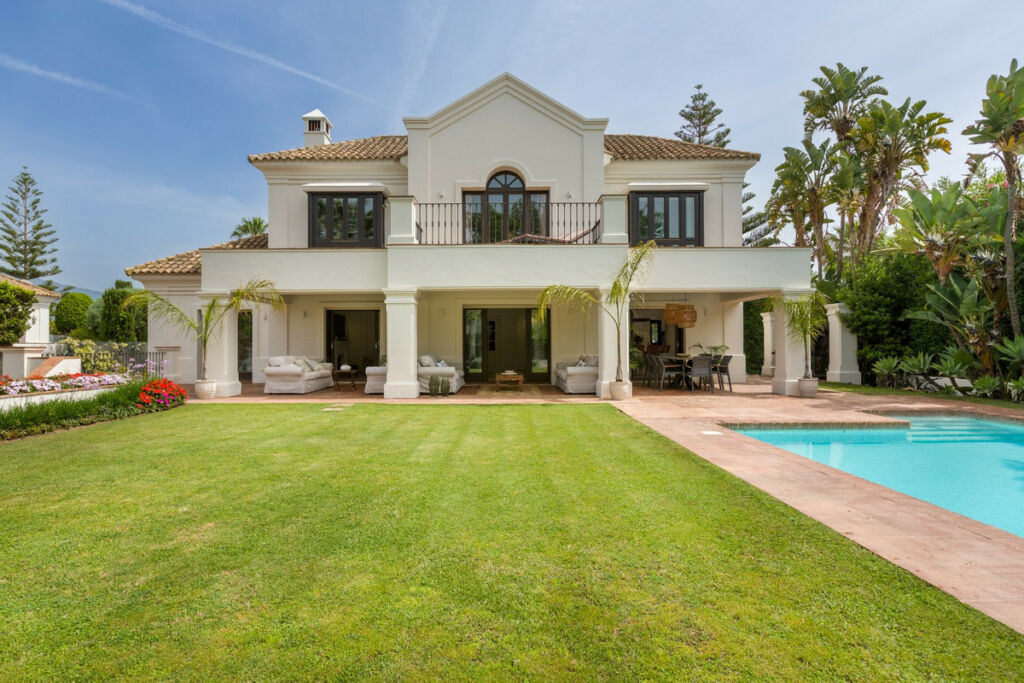 Detached Villa Guadalmina Baja Málaga