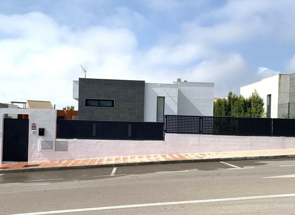 Detached Villa Manilva Málaga