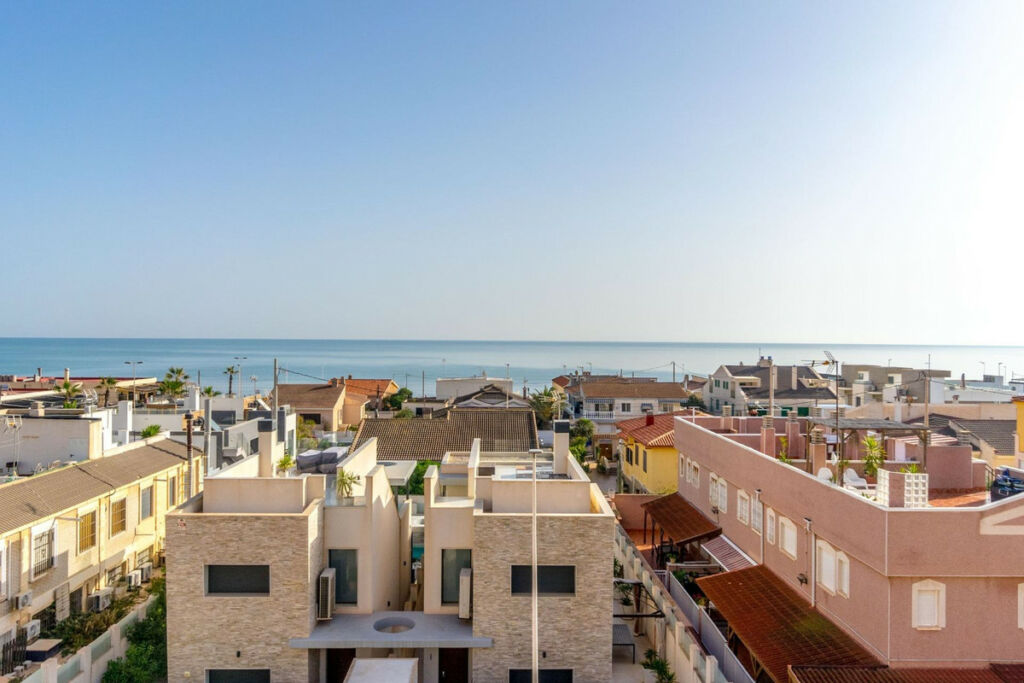 Middle Floor Apartment La Mata Alicante