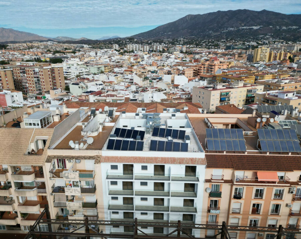 Middle Floor Apartment Fuengirola Málaga