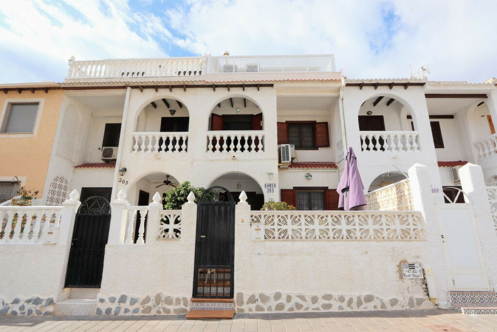 Townhouse Mil Palmeras Alicante