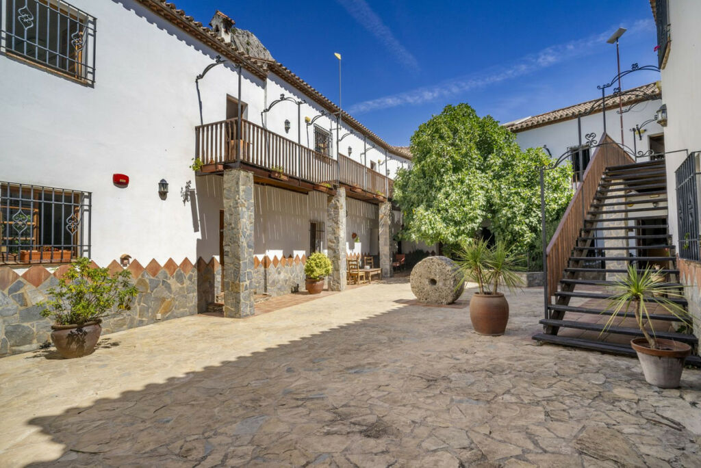 Hotel Benaoján Málaga