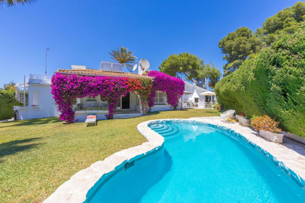 Detached Villa Guadalmina Alta Málaga