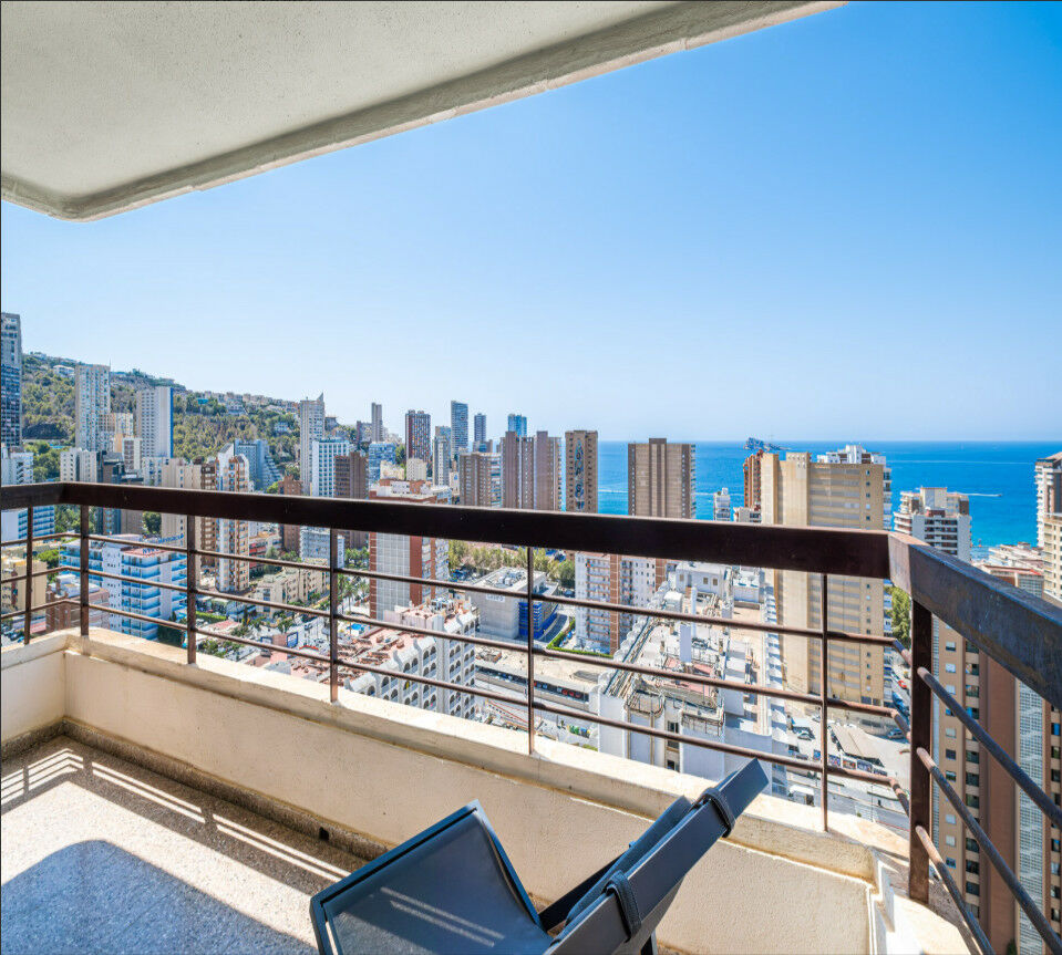 Middle Floor Apartment Benidorm Alicante