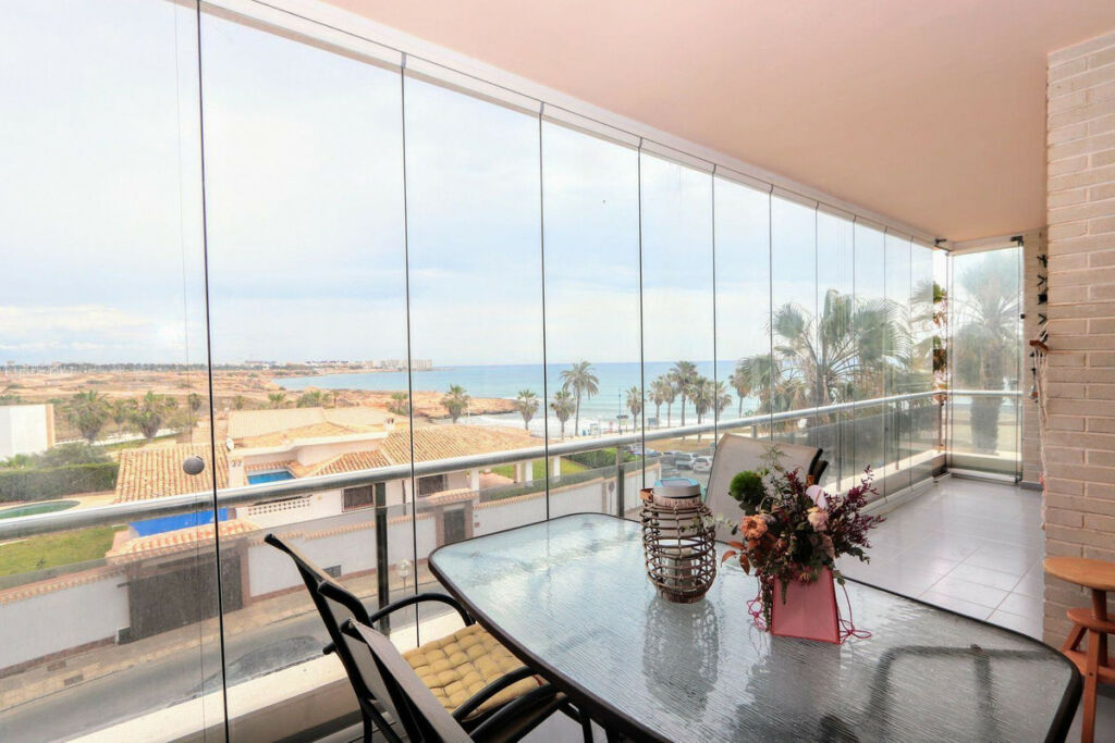 Middle Floor Apartment Playa Flamenca Alicante