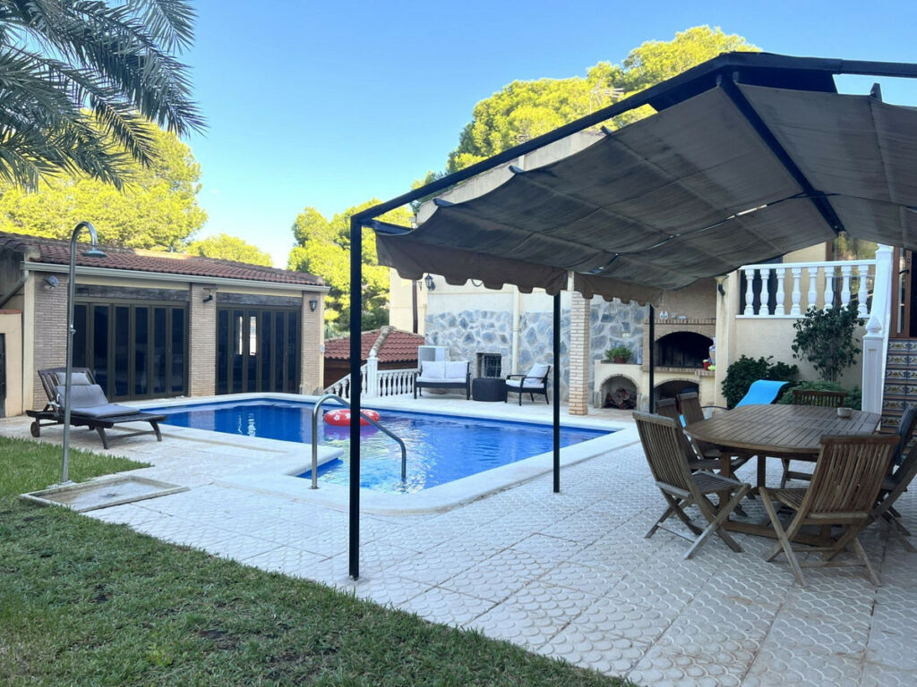 Detached Villa Los Balcones Alicante