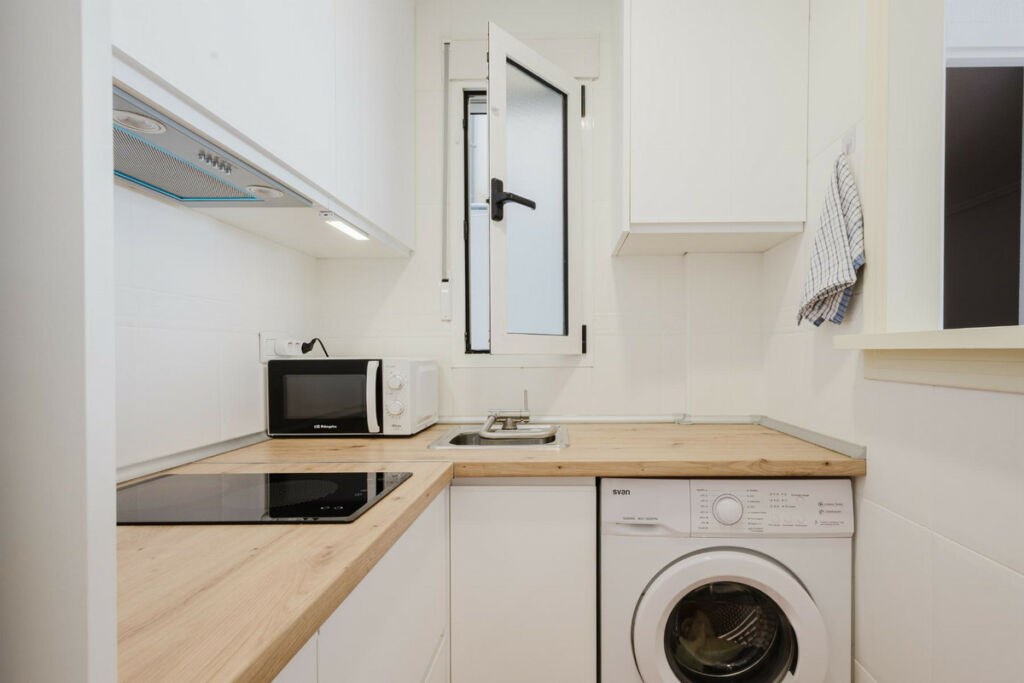 Middle Floor Apartment Torrevieja Alicante