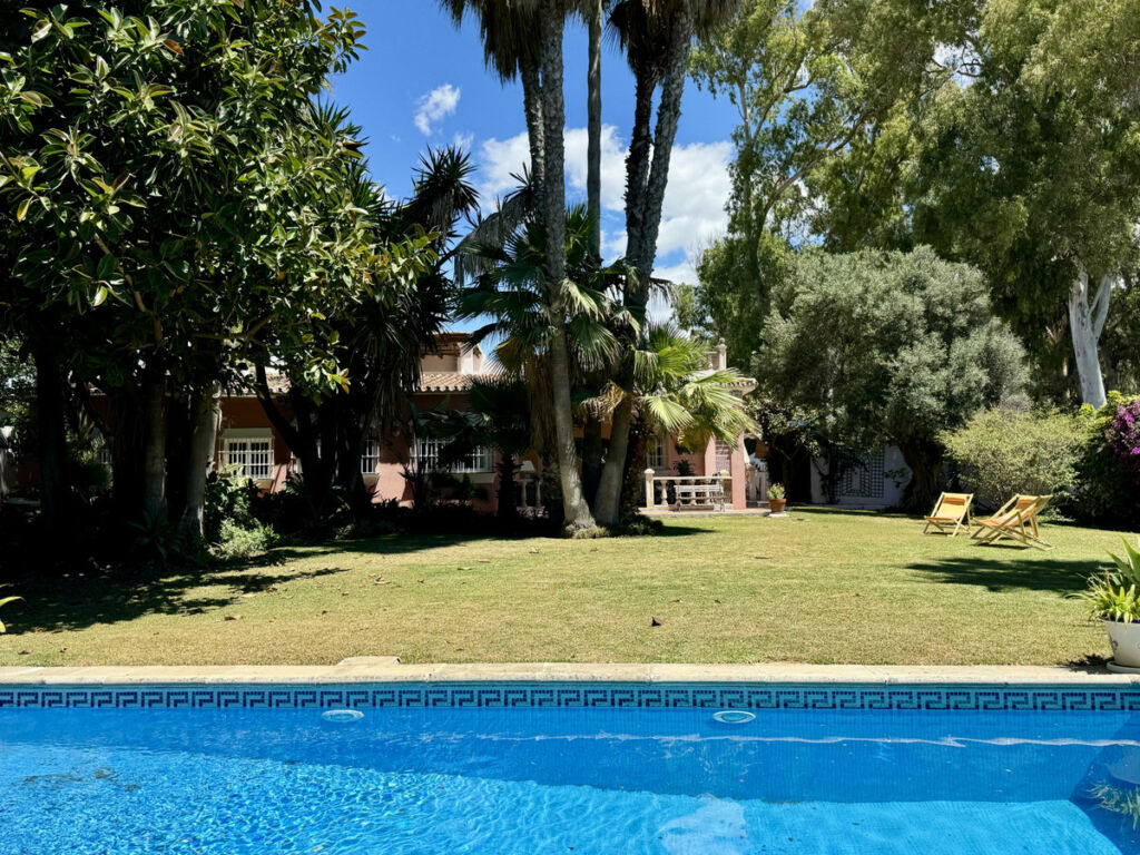 Detached Villa San Pedro de Alcántara Málaga